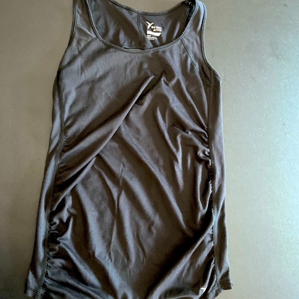 Old Navy active maternity tank